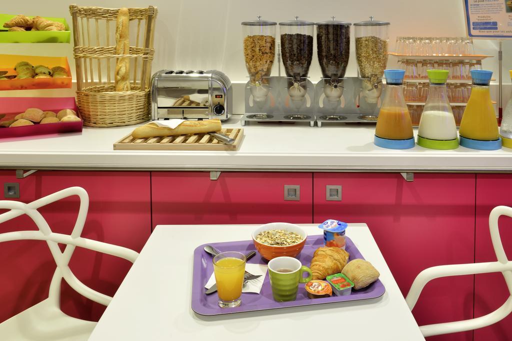 Отель Ibis Styles Montelimar Centre Экстерьер фото