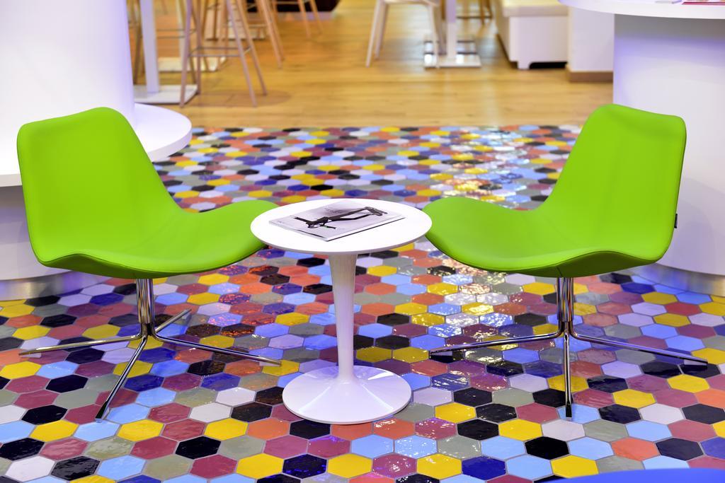 Отель Ibis Styles Montelimar Centre Экстерьер фото