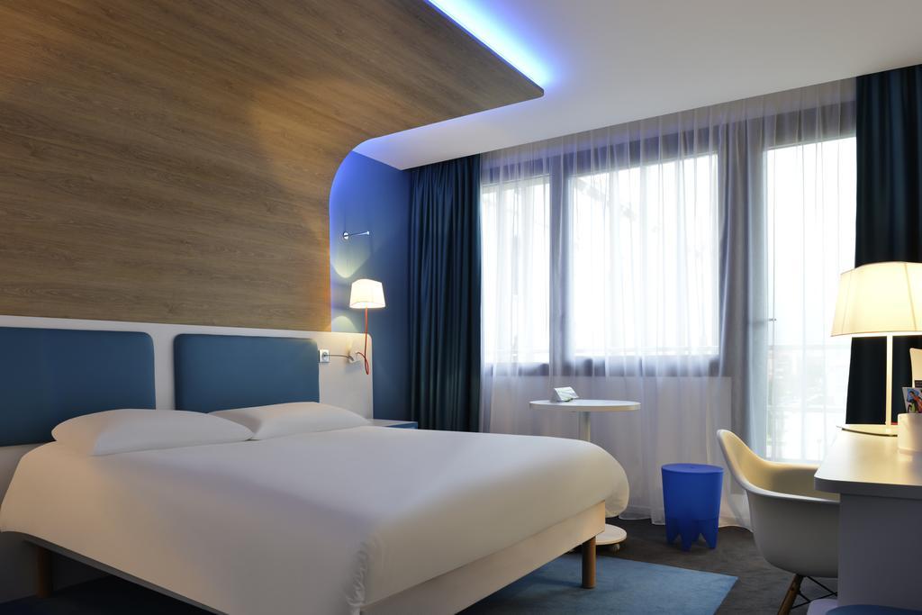Отель Ibis Styles Montelimar Centre Экстерьер фото