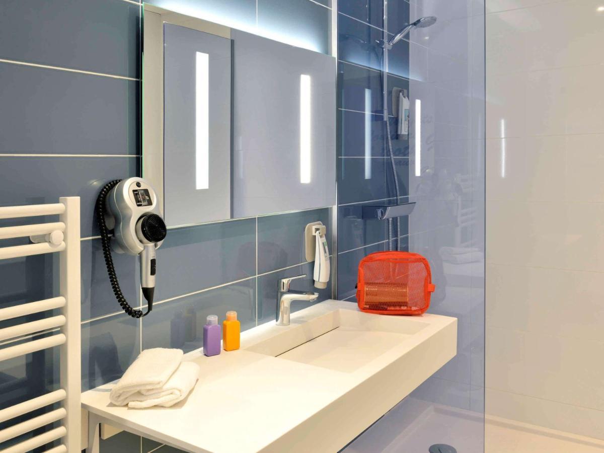 Отель Ibis Styles Montelimar Centre Экстерьер фото